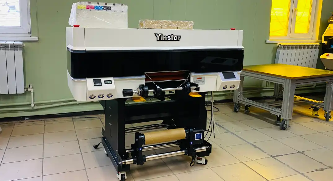 Новинка! УФ ДТФ-принтер Yinstar с тремя головками Epson i1600